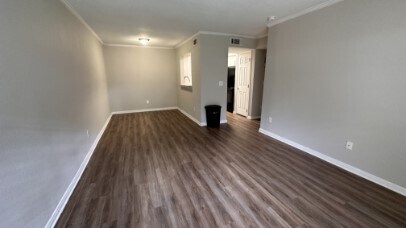 Foto del edificio - 7315 Brompton St