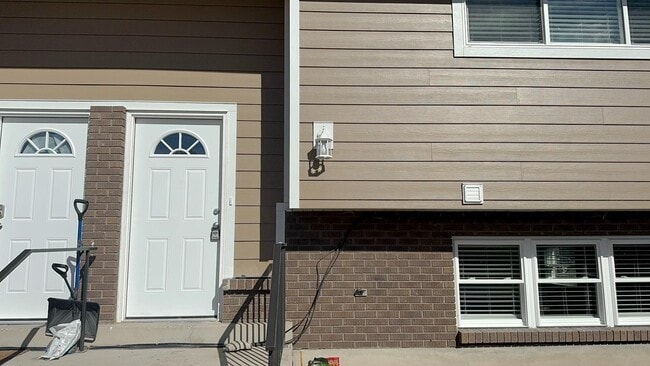 Building Photo - 362 E 1500 S