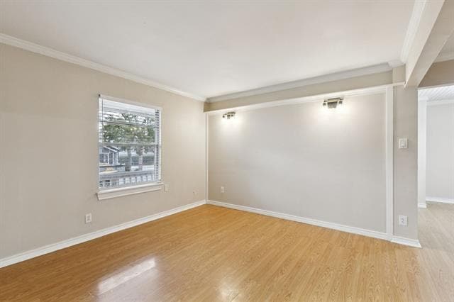 Building Photo - 416 N Oak St