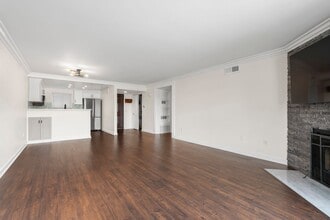 Building Photo - 3370 Cherokee Ave