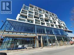 Photo principale - 8-1738 Hillsdale Ave E