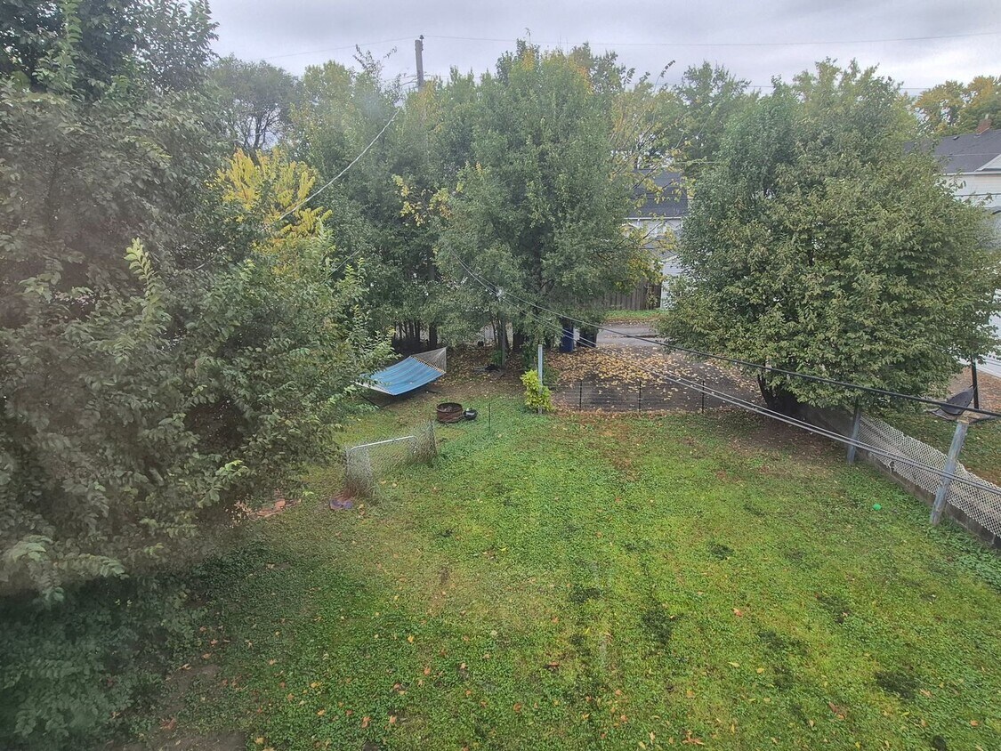 Foto principal - New!! Main Level 2 Bedroom in St Paul Duplex!!