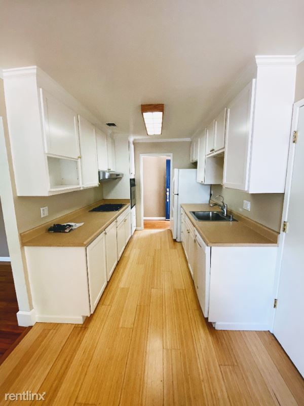 Building Photo - 3 br, 1 bath House - 2323 Temple Dr