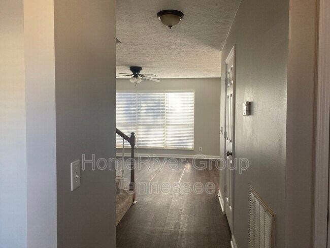 Building Photo - 1220 Quaise Moor E