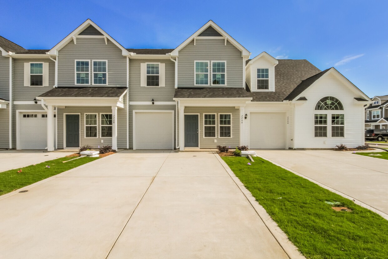 7264 Bellacroft Dr, Leland, NC House Rental in Leland, NC