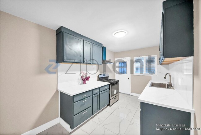 Foto del edificio - 1434 S Sycamore St