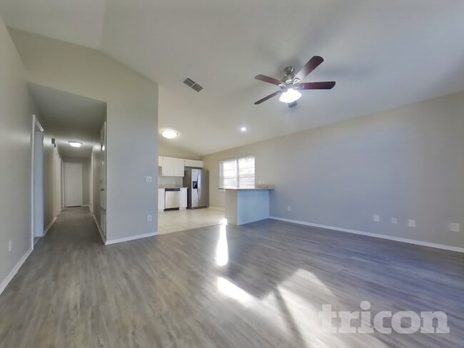 Building Photo - 1289 Cleveland Ave