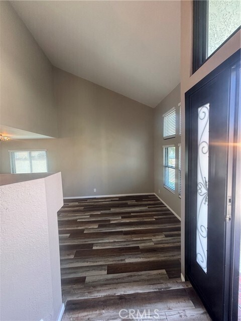 Foto del edificio - 5 Falcon Crest Ln