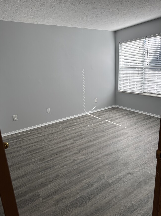 Building Photo - 1504 Stoney Run Trl