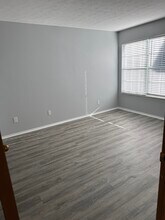 Building Photo - 1504 Stoney Run Trl