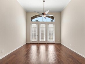 Building Photo - 1020 Texas St