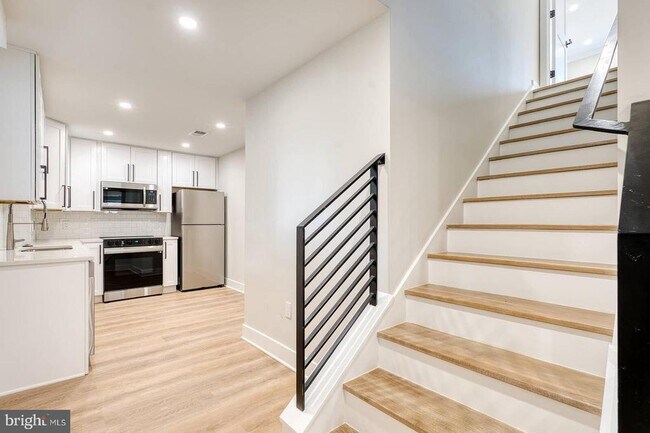 Foto del edificio - 9300 Riggs Rd