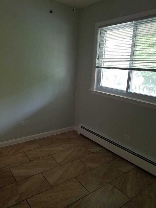 Foto del edificio - 7204 N Ashland Blvd