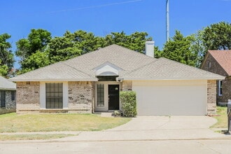 Building Photo - 6639 Mountain Cedar Ln