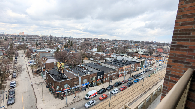 Building Photo - 1787 St Clair Av W