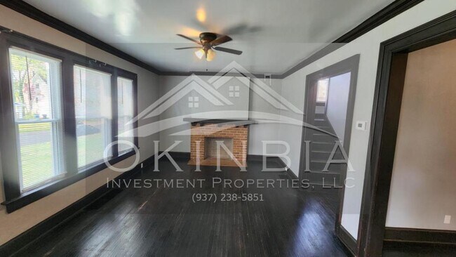 Foto del edificio - 1305 Amherst Pl