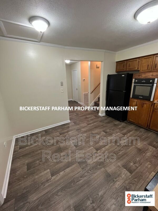 Building Photo - 5029 Dodd Dr