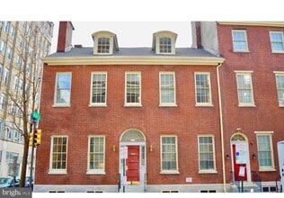 Building Photo - 1300 Spruce St