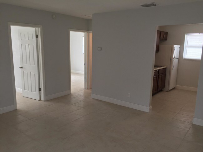 Foto del edificio - 2780 NW 14th St