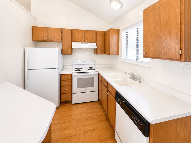 Foto del edificio - Cute One Bedroom Apartment In Provo