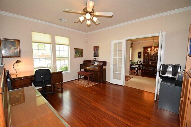 Building Photo - 12103 Ensenada Canyon Ln