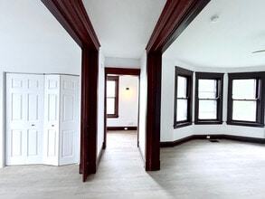 Building Photo - 2241 Burnet Ave