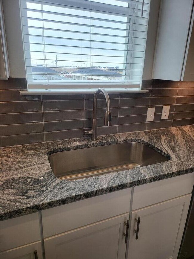 Foto del edificio - 9779 Fannin St