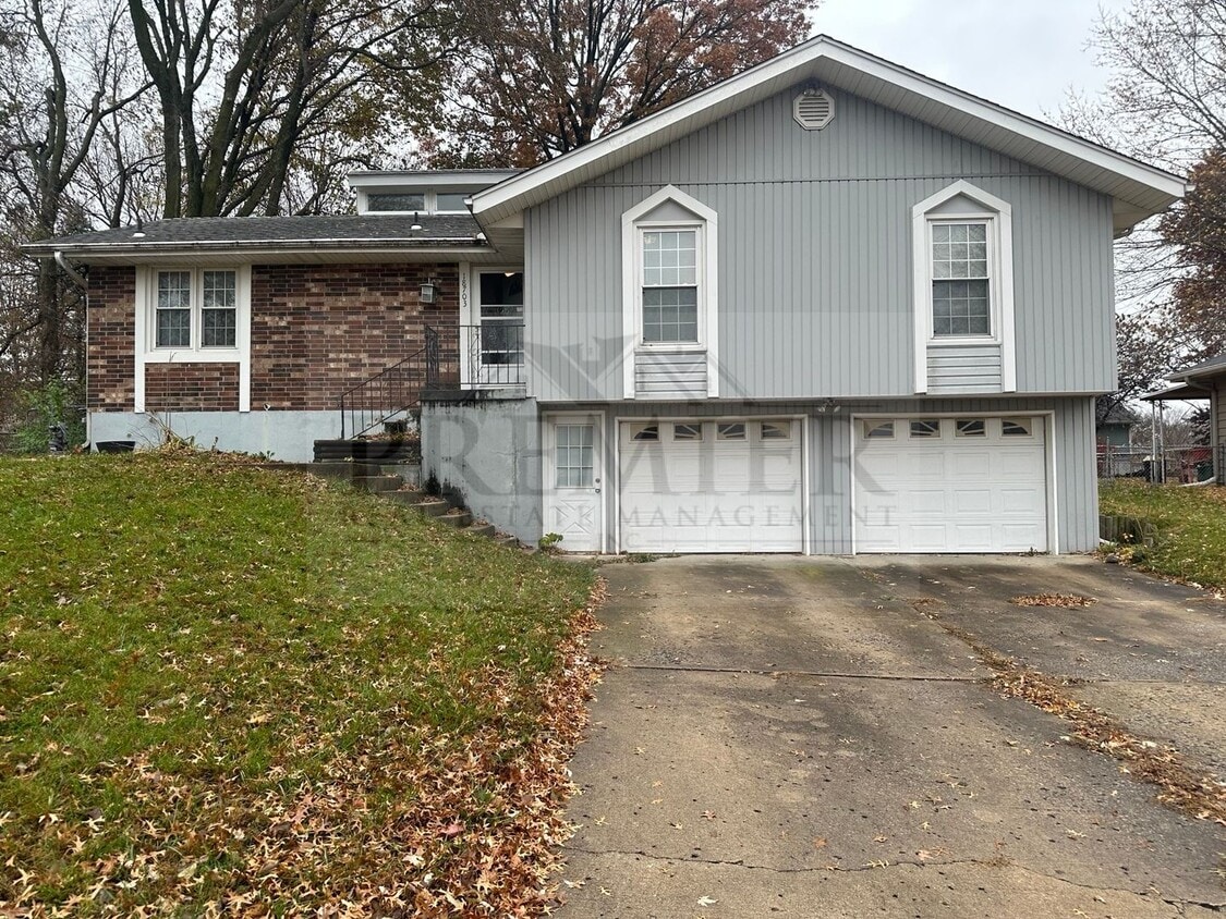 18703 E 18 Terrace N, Independence, MO 64058 House Rental in