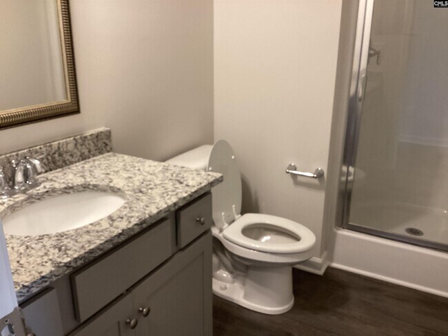 Foto del edificio - 146 Shady Spot Rd