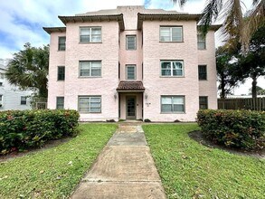 Building Photo - 2010 Broward Ave