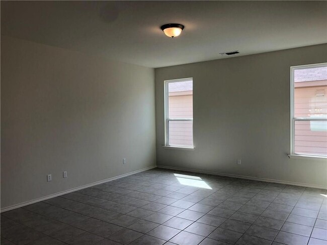 Building Photo - 108 Yellowbark St