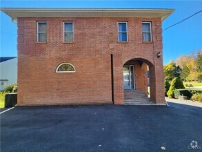 Building Photo - 66 Onondaga St