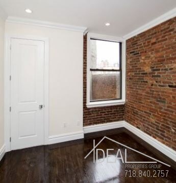 Building Photo - 136 2nd Ave