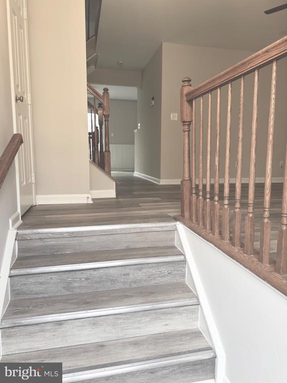 Building Photo - 10630 Winfield Loop