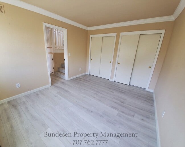 Foto del edificio - 3048 Yulupa Ave