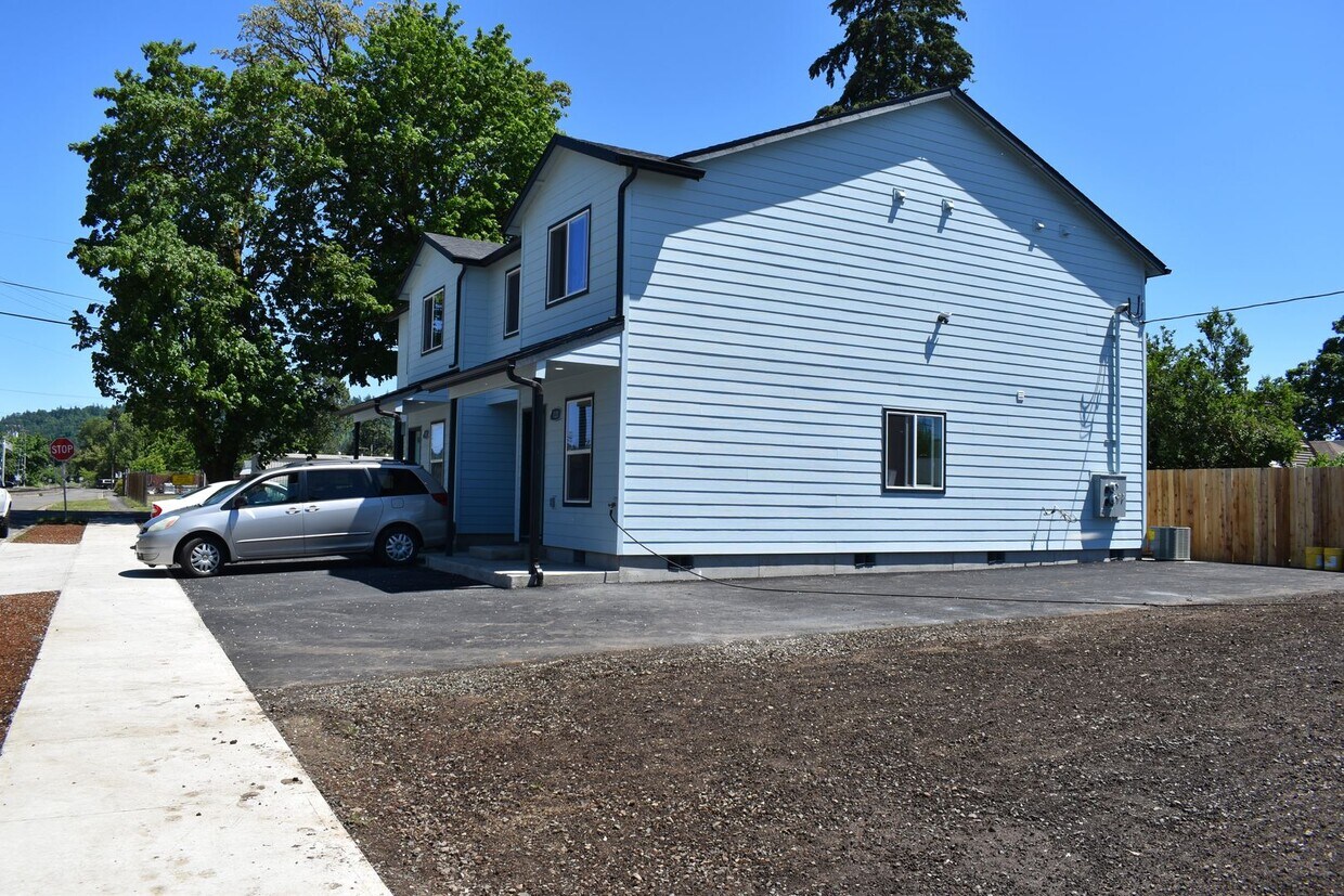 Foto principal - A St Townhomes