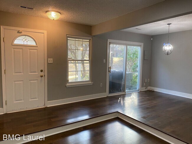 Building Photo - 3 br, 2.5 bath House - 6929 Mayfair Terrace
