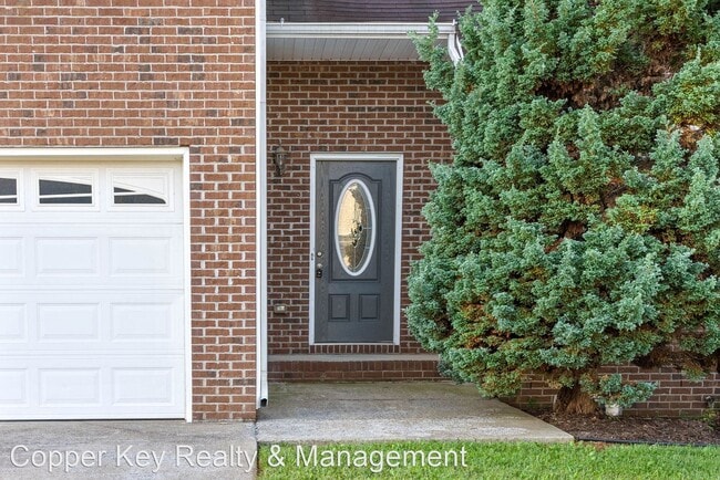 Building Photo - 3 br, 2.5 bath House - 1816 Jackie Lorrain...
