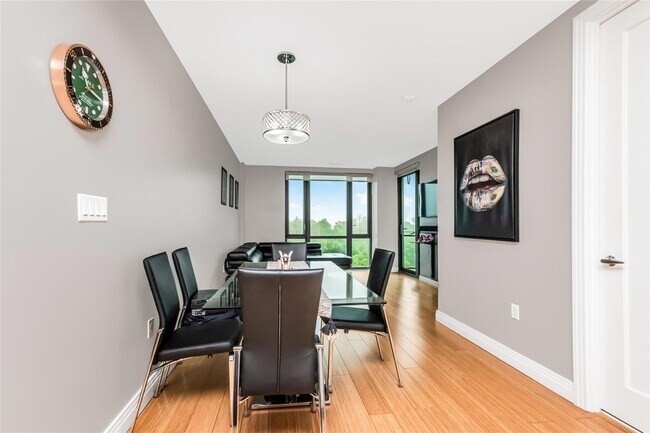 Foto del edificio - 701 Ridge Hill Boulevard