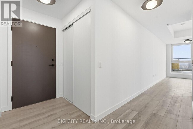 Building Photo - 1635 Military Trail