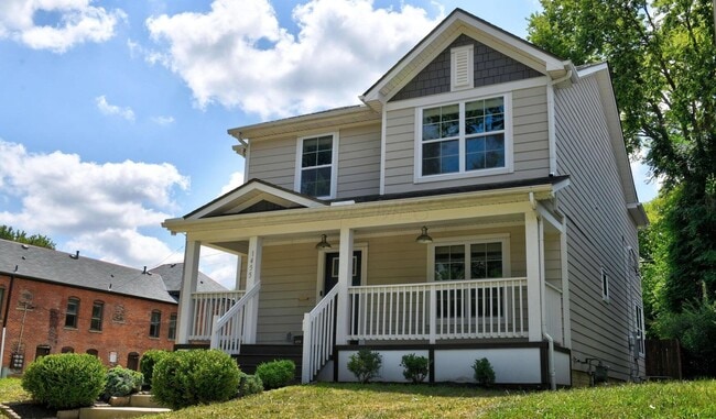 Building Photo - 1455 Franklin Ave