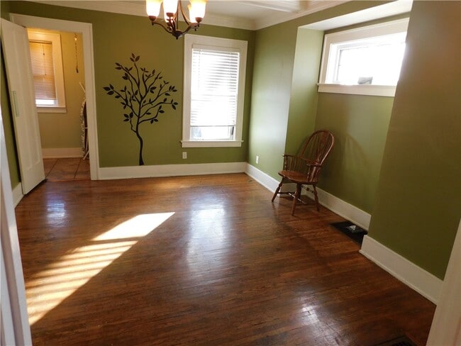 Foto del edificio - 125 W High Terrace