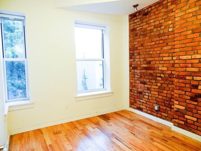 Foto del edificio - 1211 Dean St