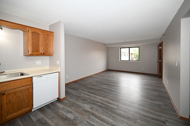 Estudio - Rainbow Plaza Apartments