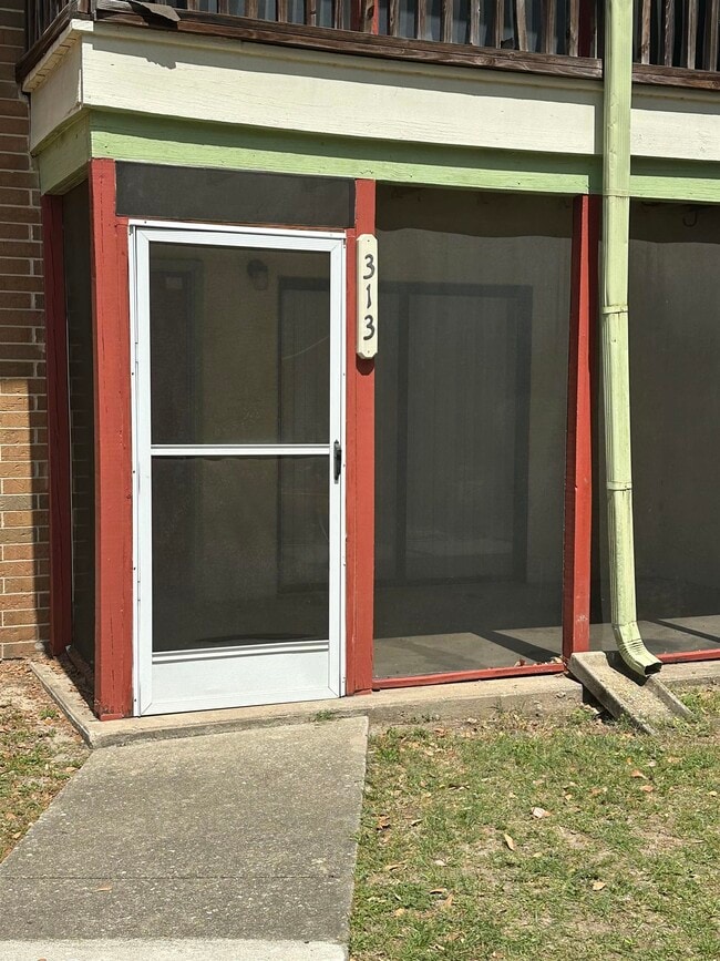 Building Photo - 317 Mabry St