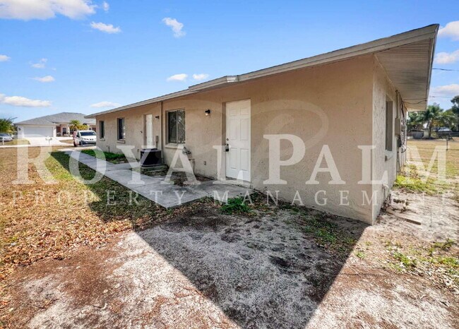 Foto del edificio - 2239 Iris Way