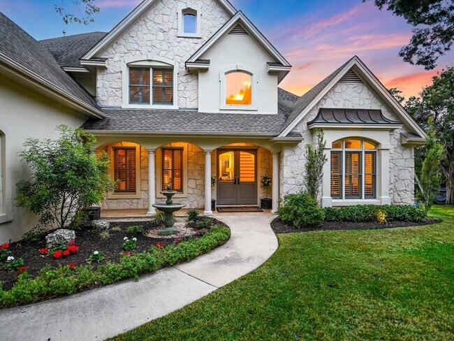 Foto del edificio - 4408 Falling Brook Cove