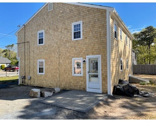 Building Photo - 186 Swan River Rd