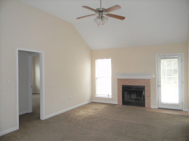Building Photo - 14206 Olde Oak View