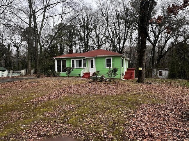 Building Photo - 4640 White City Rd
